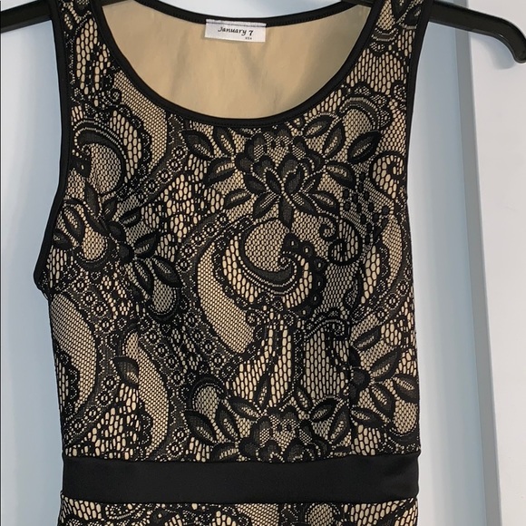 Lace black open back top - Picture 3 of 6